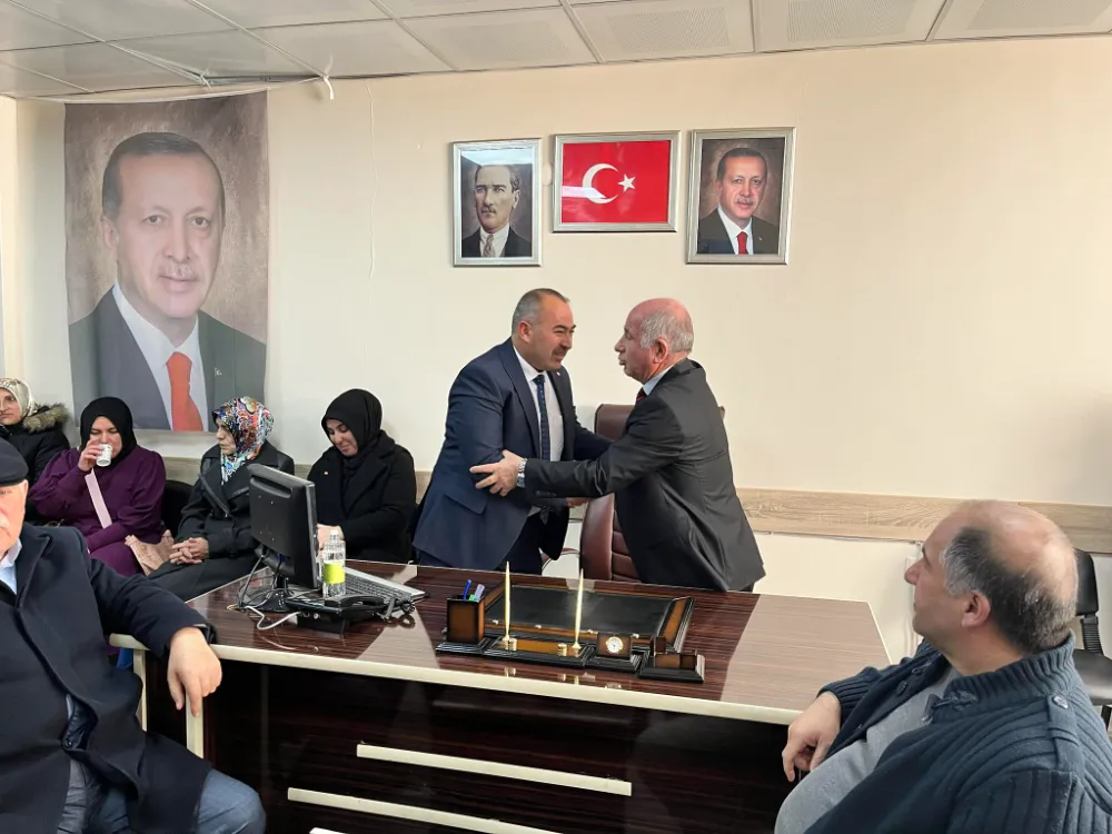 YENİ BAŞKAN GÖREVİ TESLİM ALDI