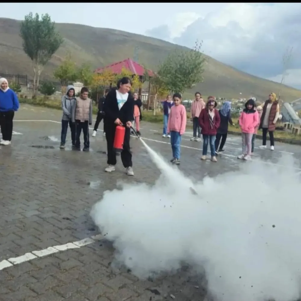 Çıldır AİHL’nde yangın tatbikatı Yapıldı