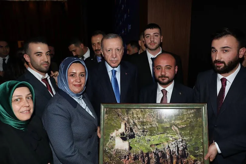 Ardahan Heyetinden Cumhurbaşkanı Erdoğan’a Özel Hediye