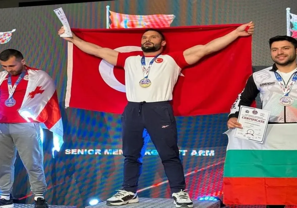 BİLEĞİNİ BÜKEN ÇIKMADI