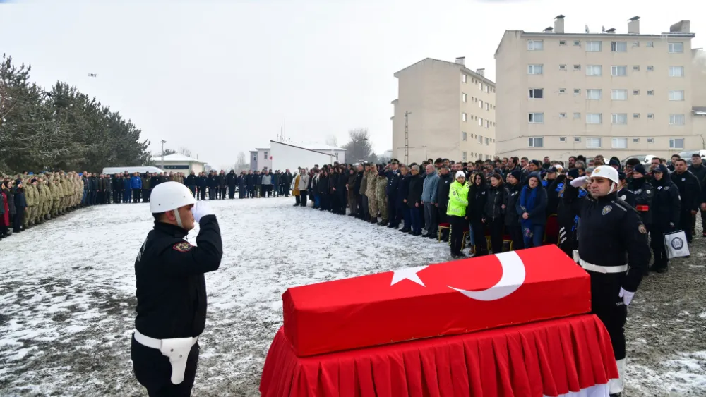 Engin Tepebaş Törenle Memleketi Karsa Uğurlandı