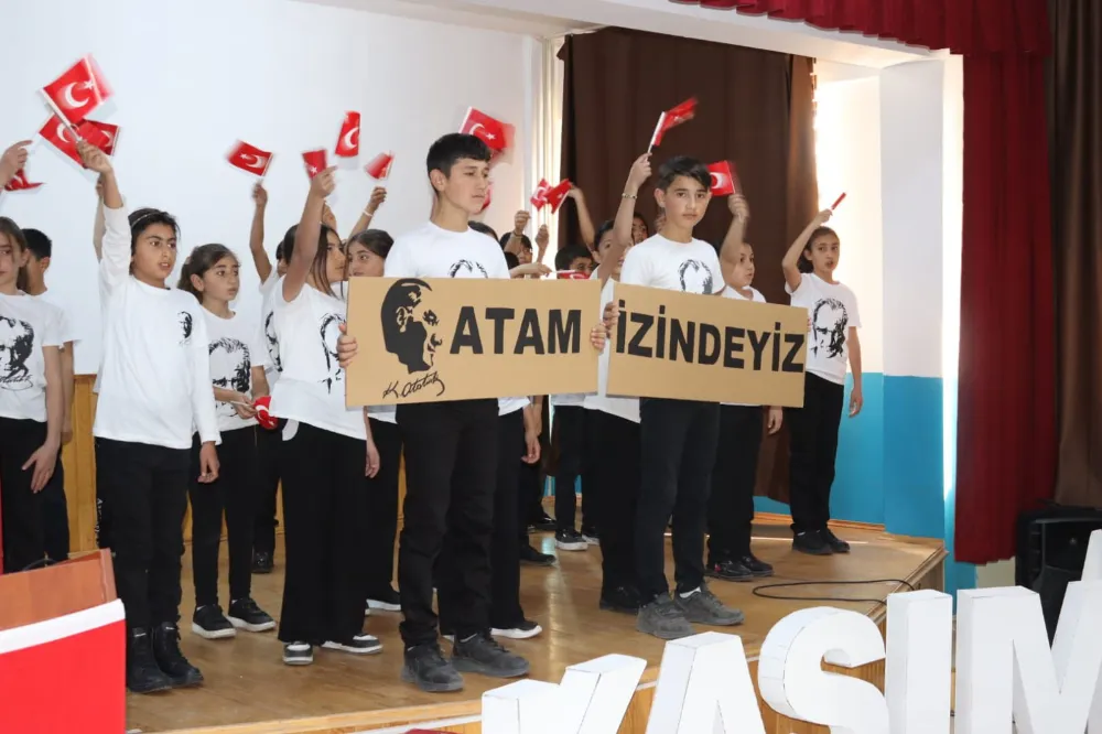 İlçede 10 Kasım Töreni Düzenlendi