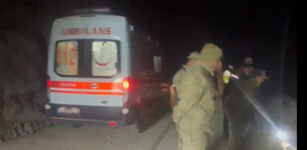 Devrilen Kamyonda 1 kişi Hayatını Kaybetti