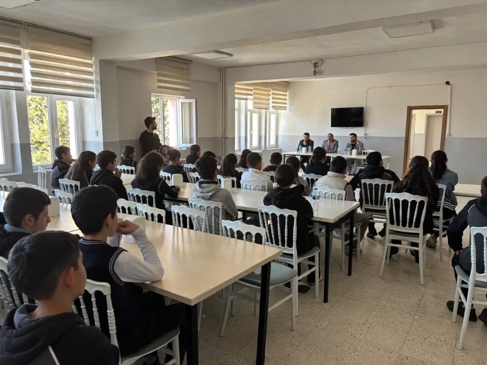 Çıldırlı Doktor Çıldırlı Öğrencilerle Buluştu