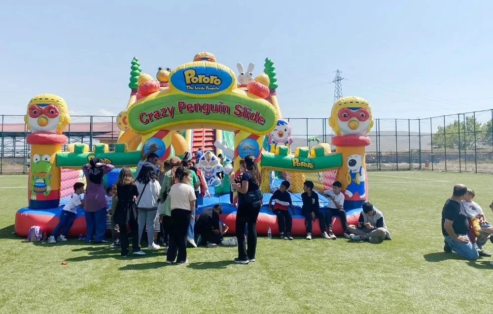 Çıldır’da Çocuklar Harika Bir Gün Geçirdiler