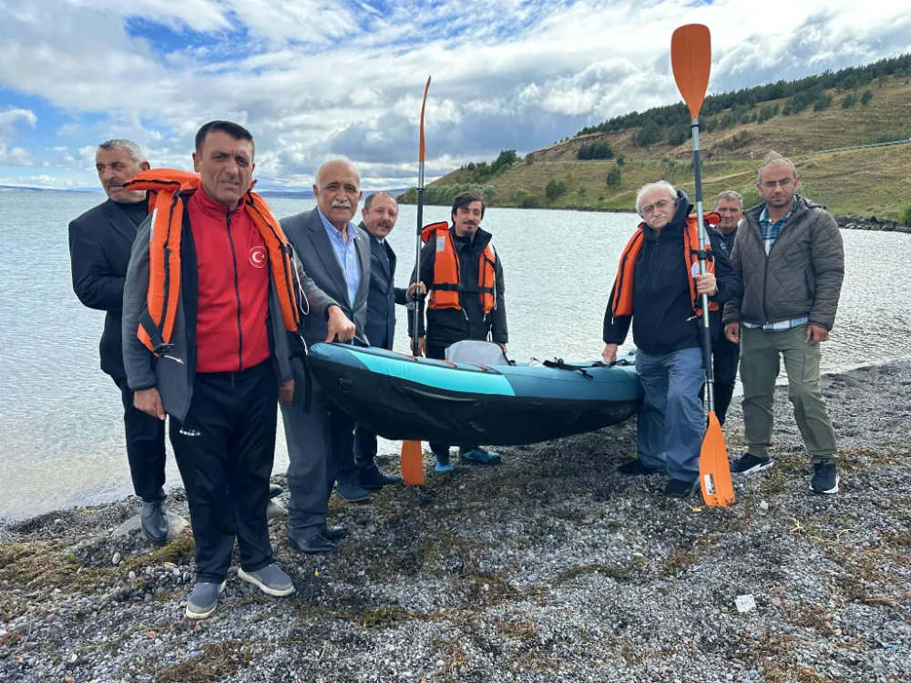 DOKTORLAR,GENÇLERLE ÇILDIR GÖLÜNE DEĞER KAZANDIRACAK