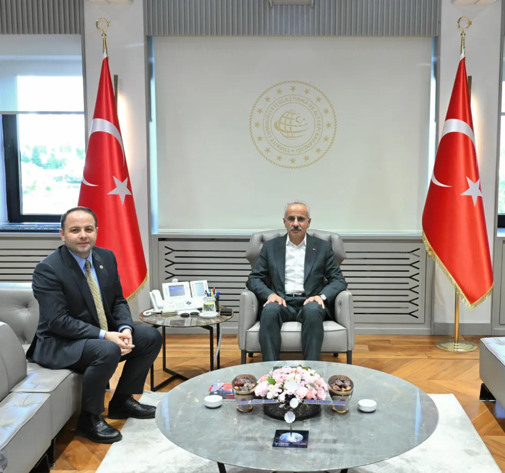 Vekil KOÇ Ardahan için Bakan Uraloğlu ile Görüşmelerini Aralıksız Sürdürüyor 